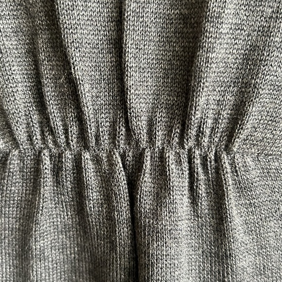 Daisy Fuentes moda sweater dress soft medium thin weight never wore too long for - Picture 3 of 5